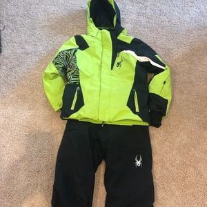 Boys Spyder Ski Jacket and Pants Sz 10